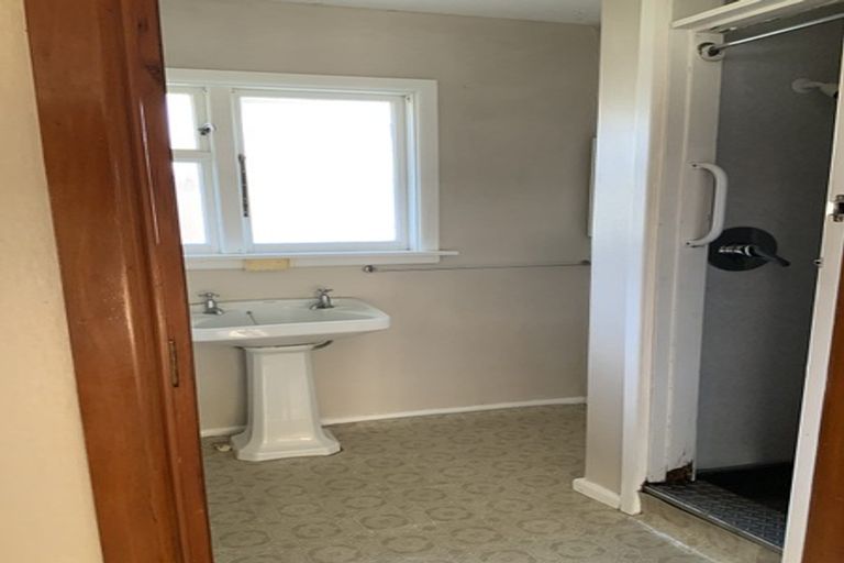 Photo of property in 40 Rountree Street, Upper Riccarton, Christchurch, 8041