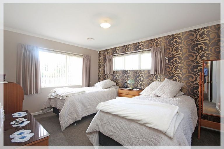 Photo of property in 8 Teppett Place, Foxton Beach, Foxton, 4815