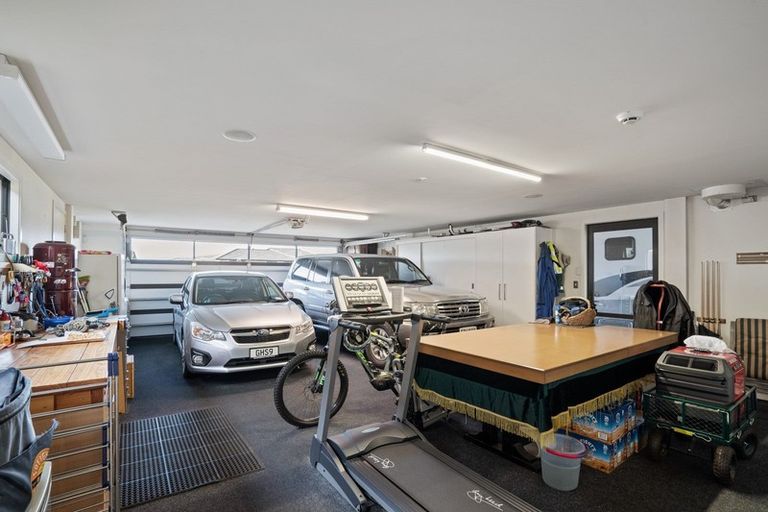 Photo of property in 22 Old Station Avenue, Wanaka, 9305