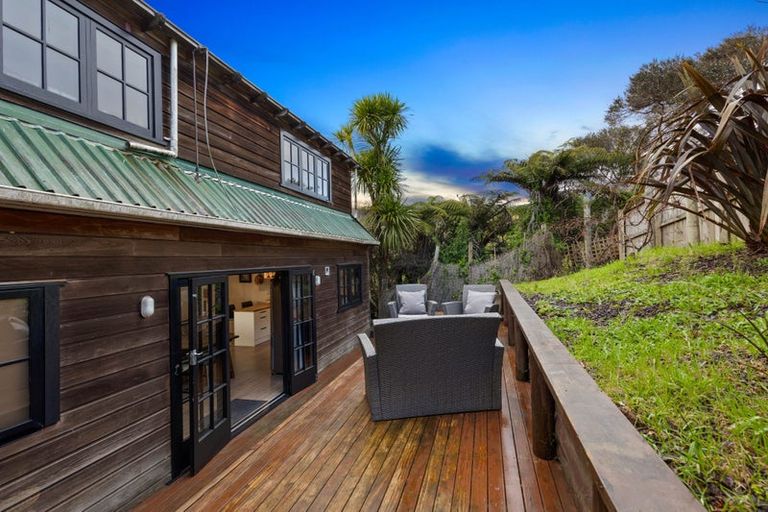 Photo of property in 53 Stillwater Crescent, Stillwater, Silverdale, 0993