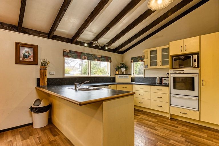 Photo of property in 20 Gebbie Road, Taradale, Napier, 4112