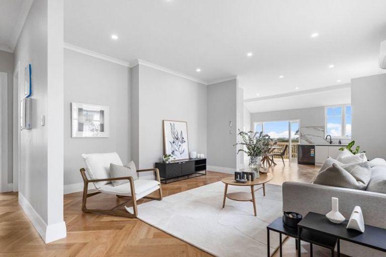 Photo of property in 94 Calliope Road, Stanley Point, Auckland, 0624