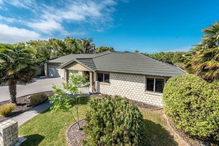 Photo of property in 25 Cherie Close, Rototuna, Hamilton, 3210