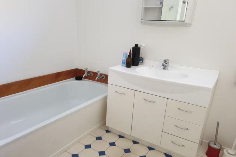 Photo of property in 3/12 Dorset Way, Wilton, Wellington, 6012