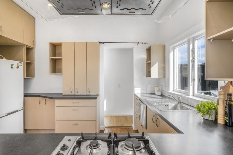 Photo of property in 11 Simeon Street, Spreydon, Christchurch, 8024