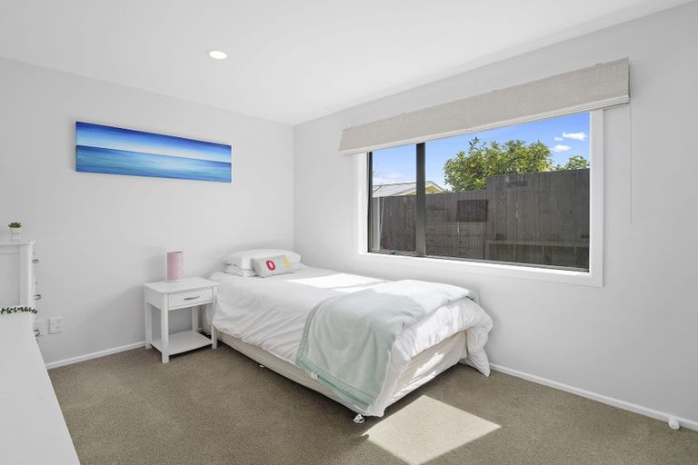 Photo of property in 1/29 Raines Avenue, Forrest Hill, Auckland, 0620