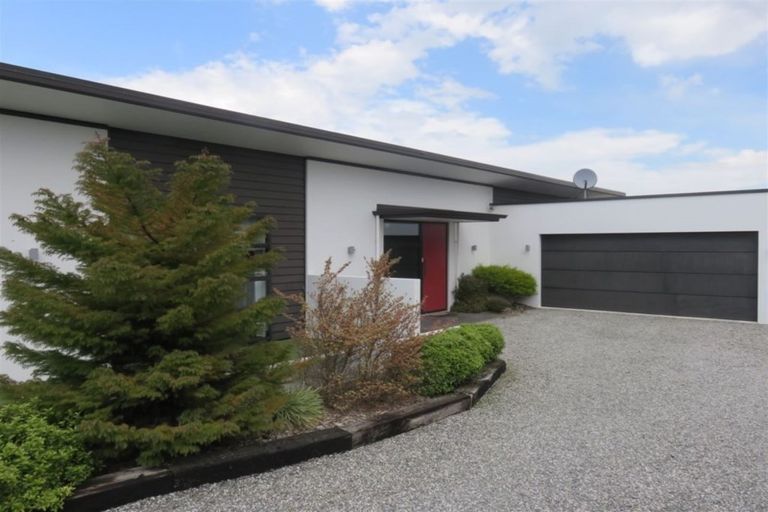 Photo of property in 11 Downs Road, Geraldine, 7930