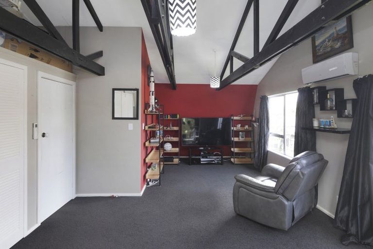 Photo of property in 43 Santa Rosa Avenue, Halswell, Christchurch, 8025