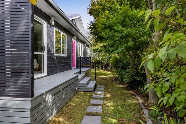 Photo of property in 308 Mangorei Road, Merrilands, New Plymouth, 4312