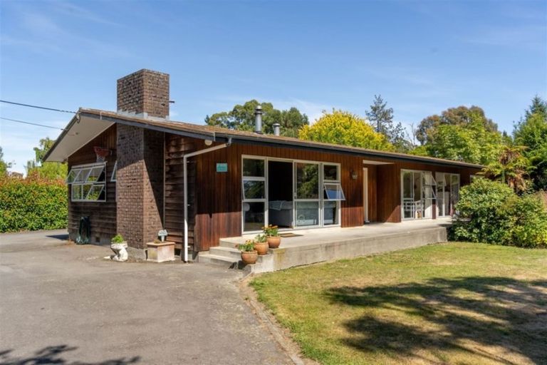 Photo of property in 18 Homebush Road, Homebush, Masterton, 5885