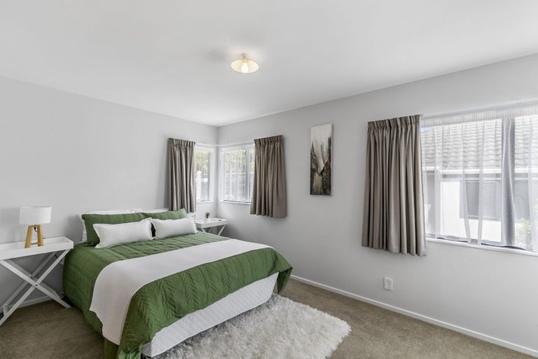 Photo of property in 4 Nether Green Crescent, Johnsonville, Wellington, 6037