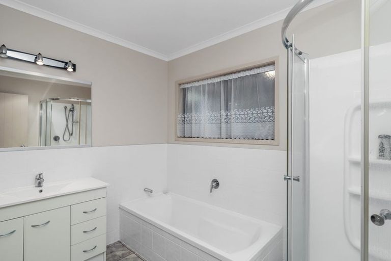Photo of property in 39 Homestead Place, Welcome Bay, Tauranga, 3112