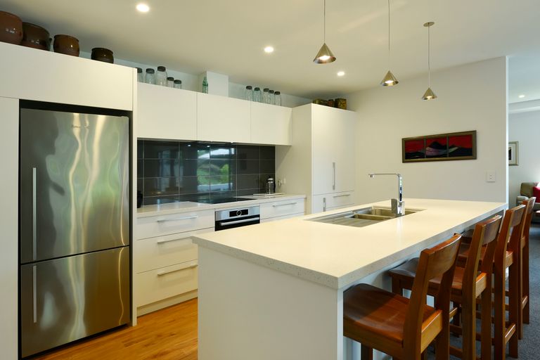 Photo of property in 28 Concordia Drive, Richmond, 7020