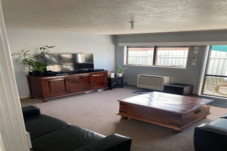 Photo of property in 4/702 Grays Road, Mahora, Hastings, 4120