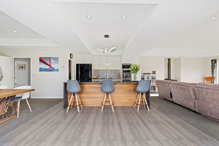 Photo of property in 22 Landsborough Drive, Darfield, 7571