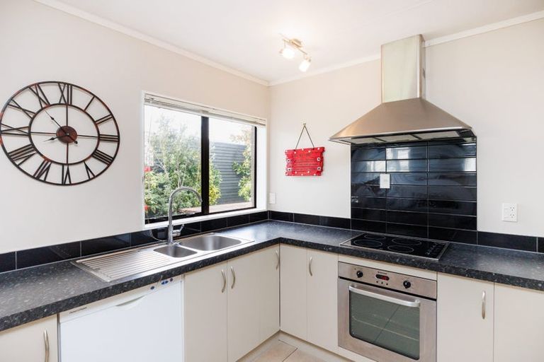 Photo of property in 5 Leander Place, Milson, Palmerston North, 4414