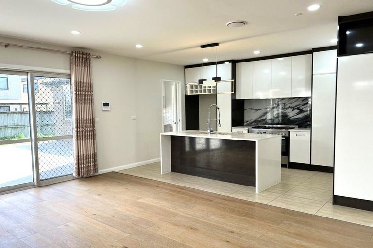 Photo of property in 21 Calcite Avenue, Flat Bush, Auckland, 2019