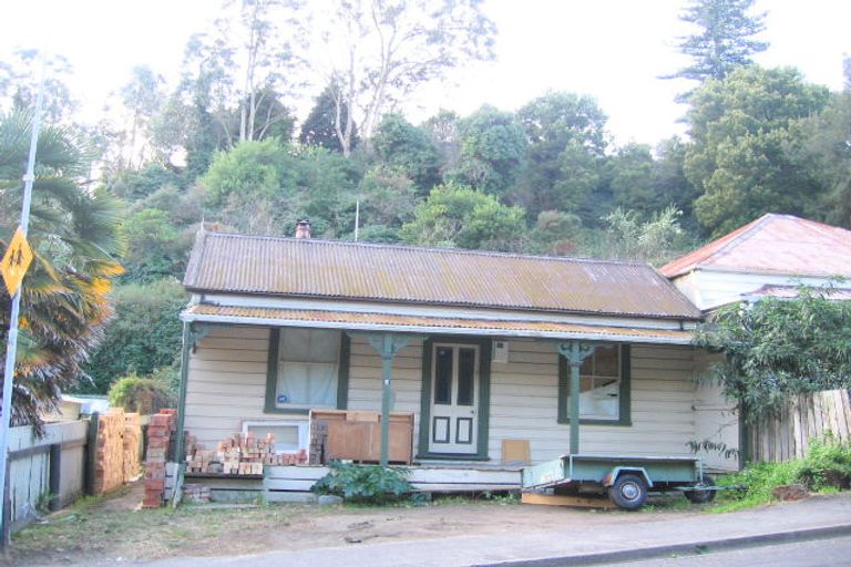 Photo of property in 95 Milton Road, Bluff Hill, Napier, 4110