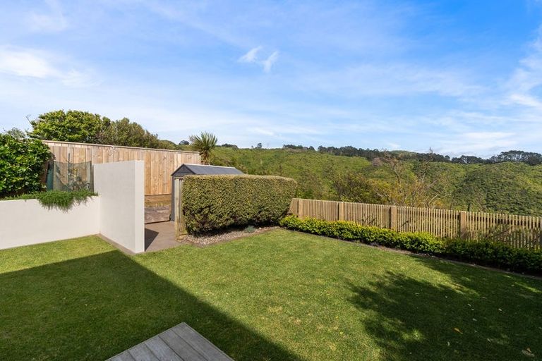 Photo of property in 52 Karepa Street, Brooklyn, Wellington, 6021