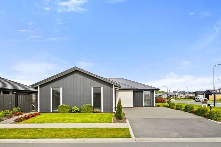 Photo of property in 2 Chilton Drive, Rolleston, 7615