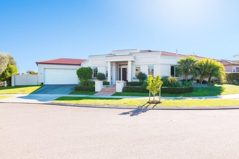 Photo of property in 18 Bermuda Drive, Papamoa Beach, Papamoa, 3118