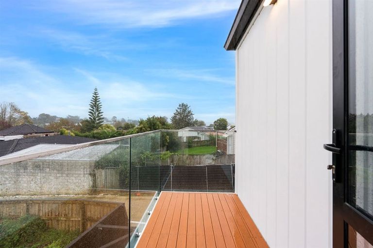 Photo of property in 19a Farwood Drive, Henderson, Auckland, 0612