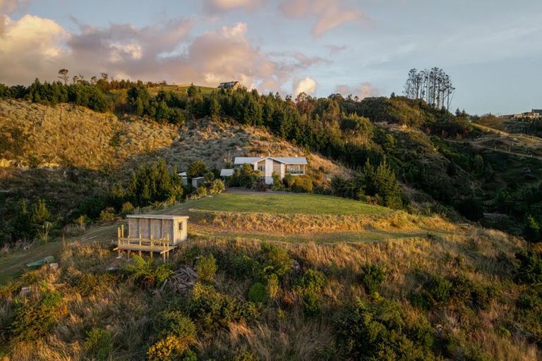 Photo of property in 191 Ngahere Park Road, Turitea, Palmerston North, 4472