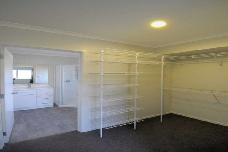 Photo of property in 60 Shillingford Boulevard, Rolleston, 7615