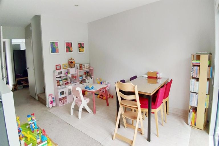 Photo of property in 773/71 Fernhill Way, Oteha, Auckland, 0632