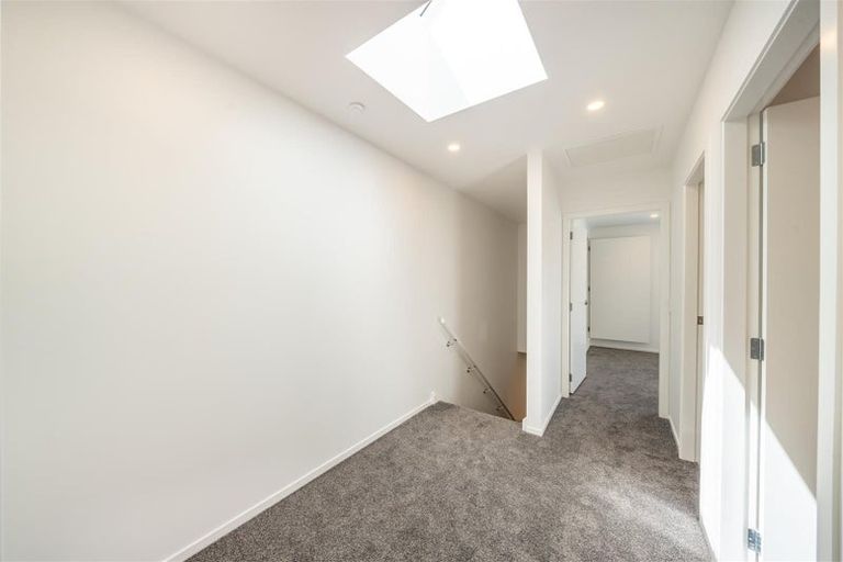 Photo of property in 7e Hay Street, Ebdentown, Upper Hutt, 5018