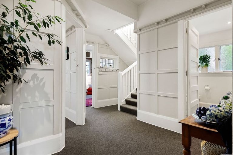 Photo of property in 8 Alpha Avenue, Strowan, Christchurch, 8052