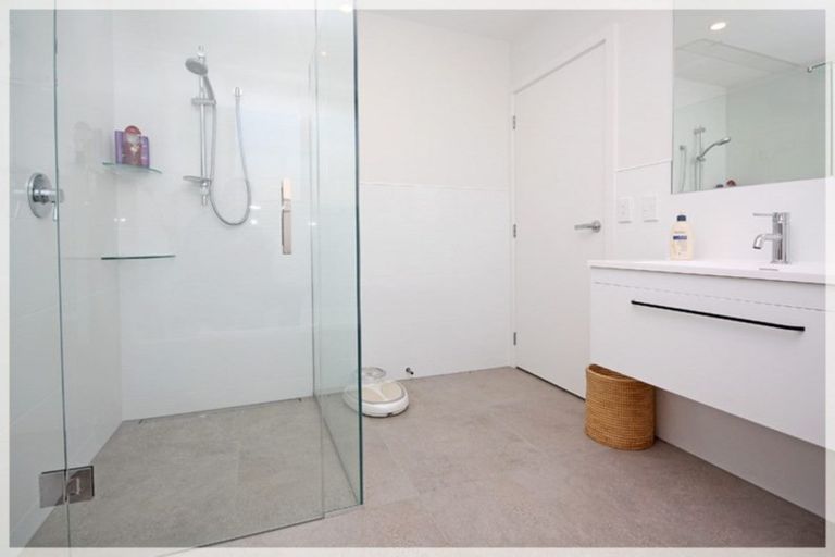 Photo of property in 9 Story Street, Foxton Beach, Foxton, 4815