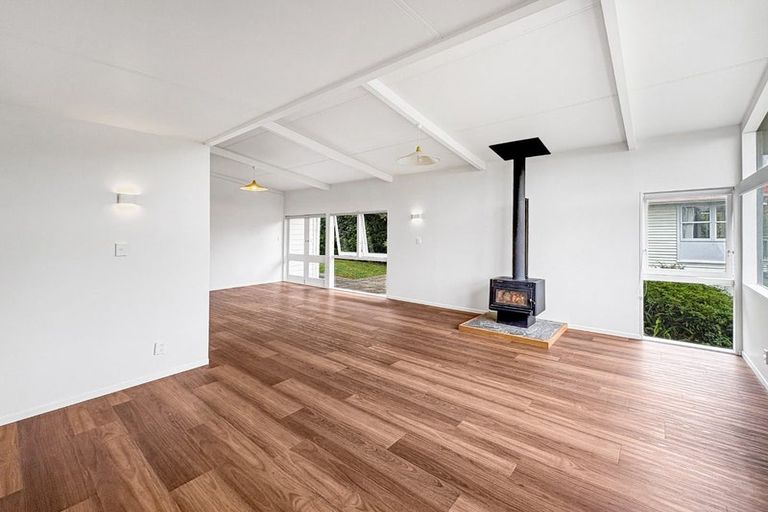 Photo of property in 23 Parkes Avenue, Saint Johns Hill, Whanganui, 4501