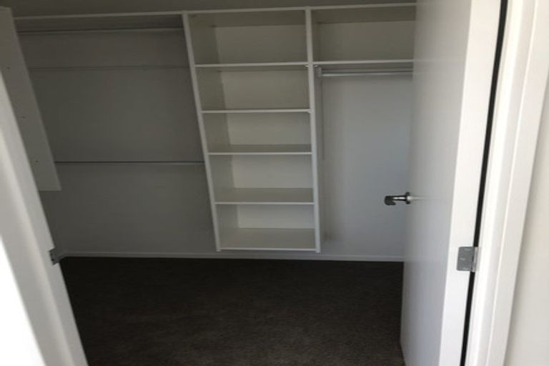 Photo of property in 33 Pepene Avenue, Takanini, 2112