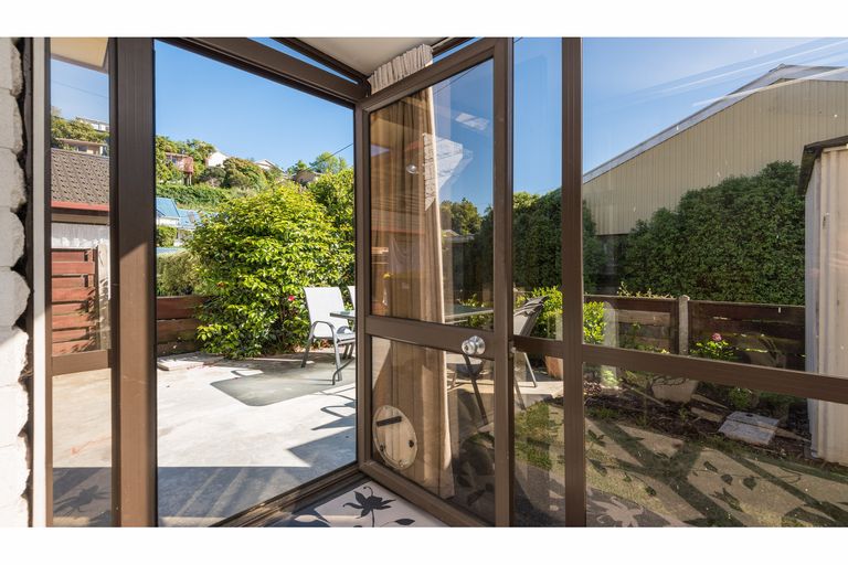 Photo of property in 64 Waimea Road, Nelson South, Nelson, 7010