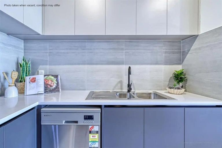 Photo of property in 17a Waka Ama Road, Karaka, Papakura, 2113