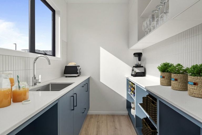 Photo of property in 24 Oyster Drive, Whenuapai, Auckland, 0618