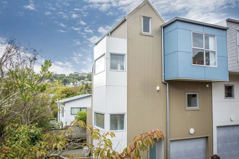 Photo of property in 5/12 Agra Crescent, Khandallah, Wellington, 6035