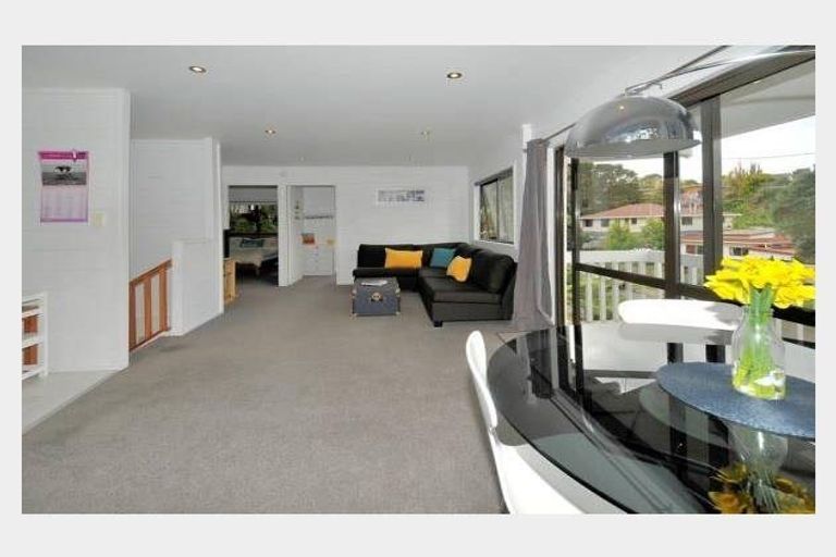 Photo of property in 1/13 Flavia Close, Torbay, Auckland, 0630