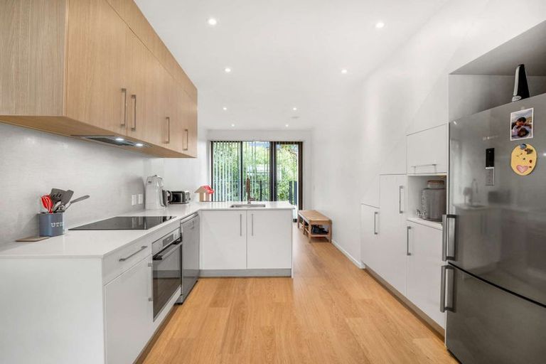 Photo of property in 2/445 Hibiscus Coast Highway, Orewa, 0931