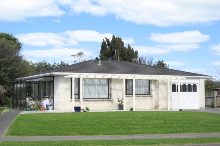 Photo of property in 3a Walker Crescent, Bulls, 4818