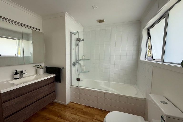 Photo of property in 63 Castleton Street, Birkdale, Auckland, 0626