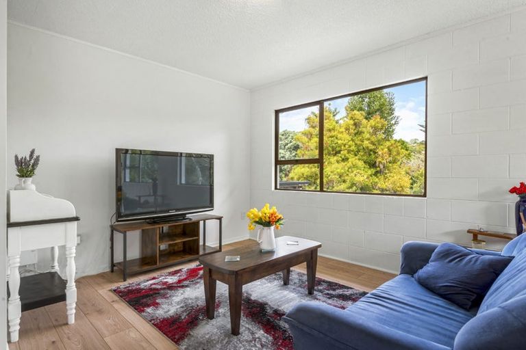 Photo of property in 1/24 Glamorgan Drive, Torbay, Auckland, 0630