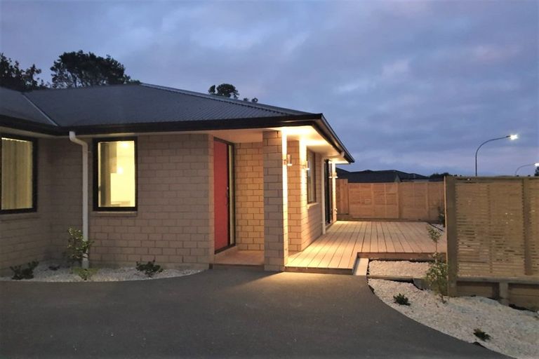 Photo of property in 3 Frederick Place, Whalers Gate, New Plymouth, 4310