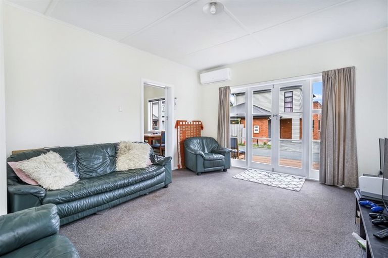 Photo of property in 219a Fox Street, Hamilton East, Hamilton, 3216