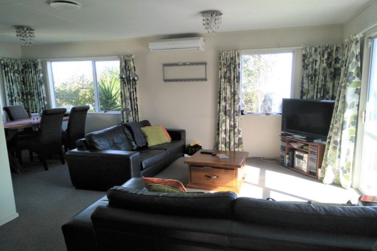Photo of property in 27b Huia Avenue, Forest Lake, Hamilton, 3200