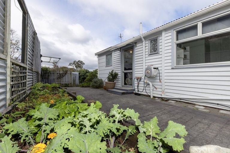 Photo of property in 13 The Crescent, Raumati South, Paraparaumu, 5032