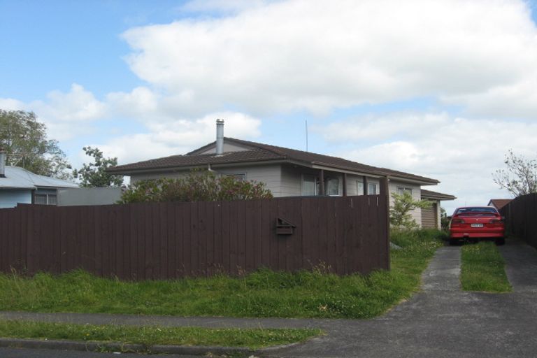 Photo of property in 64 Burundi Avenue, Clendon Park, Auckland, 2103