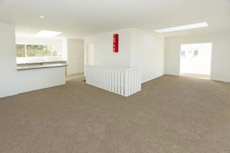 Photo of property in 1/56 Mckenzie Avenue, Arkles Bay, Whangaparaoa, 0932