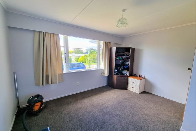 Photo of property in 27 Galway Avenue, Hokowhitu, Palmerston North, 4410